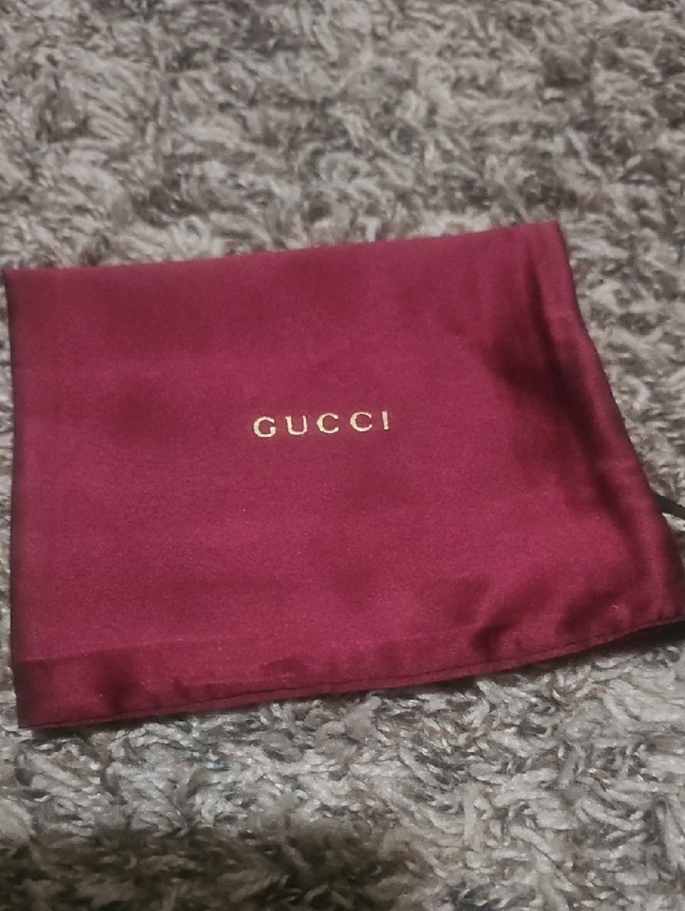 Gucci Satin Drawstring Pouch in Deep Red with Gold Logo - Picture 4 of 4